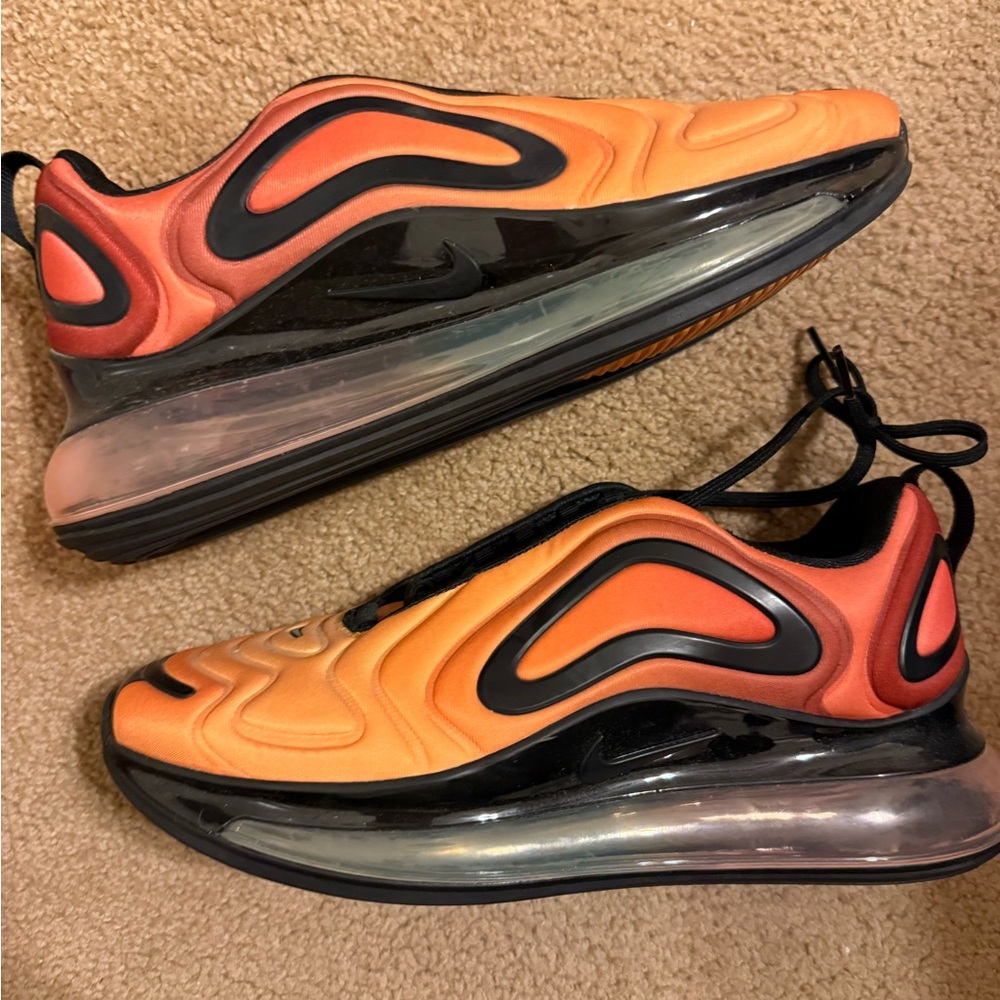 Youth 6.5 Nike Air Max 720 Sunset Black Sneakers